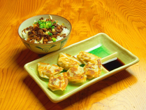 肉めし・ギョーザ