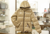 MONCLERのダウン