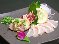 地鶏刺身の盛り合わせ