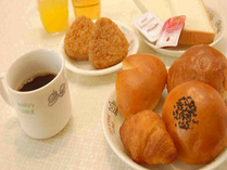 朝食