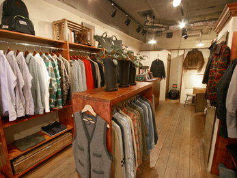 『Browns』店内
