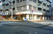 お店はコチラ