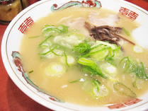 博多ラーメン　480円